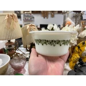 Vintage Pyrex Crazy Daisy Small Butter dish AS IS